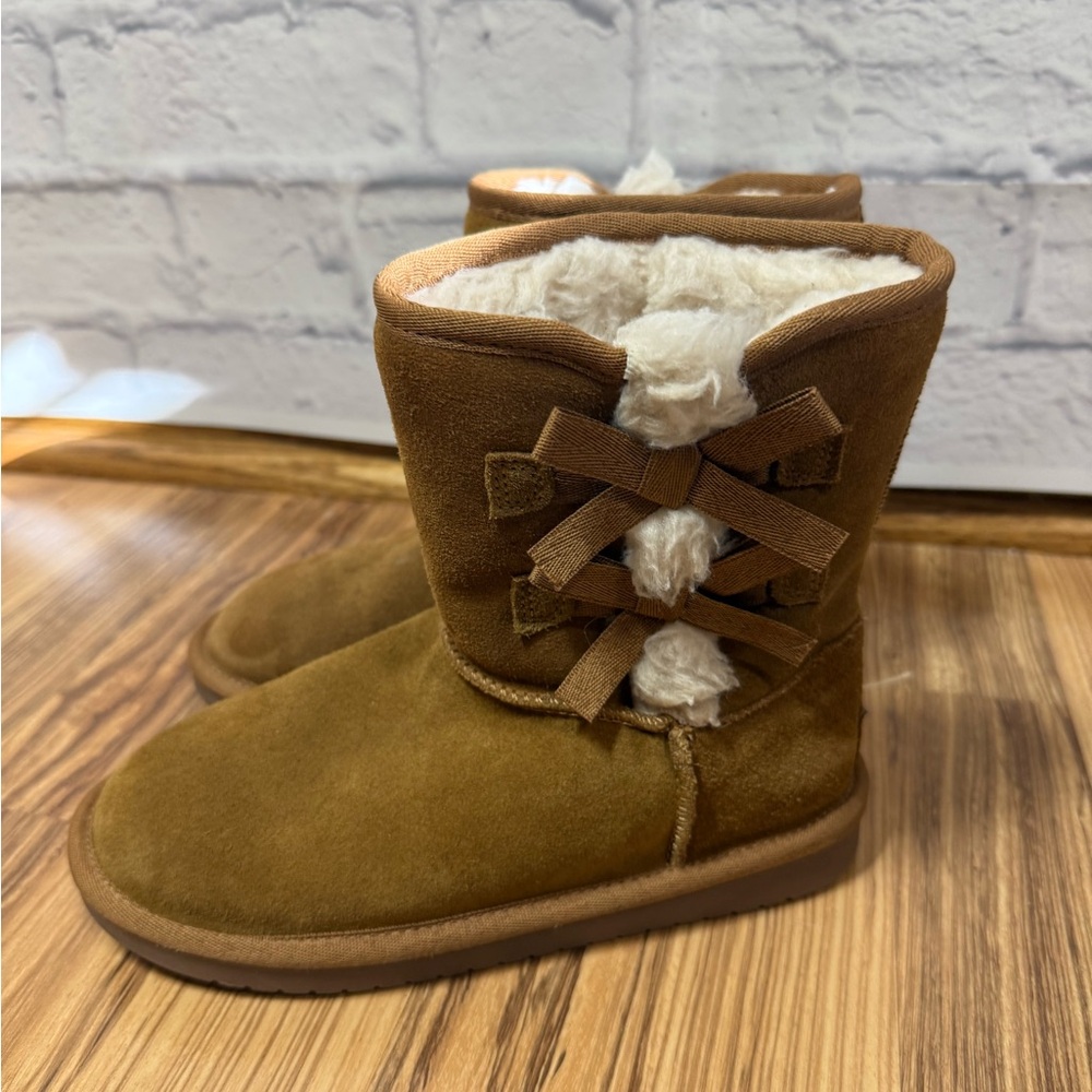Koolaburra by UGG Tan Kids Boots with Bows, sz 2